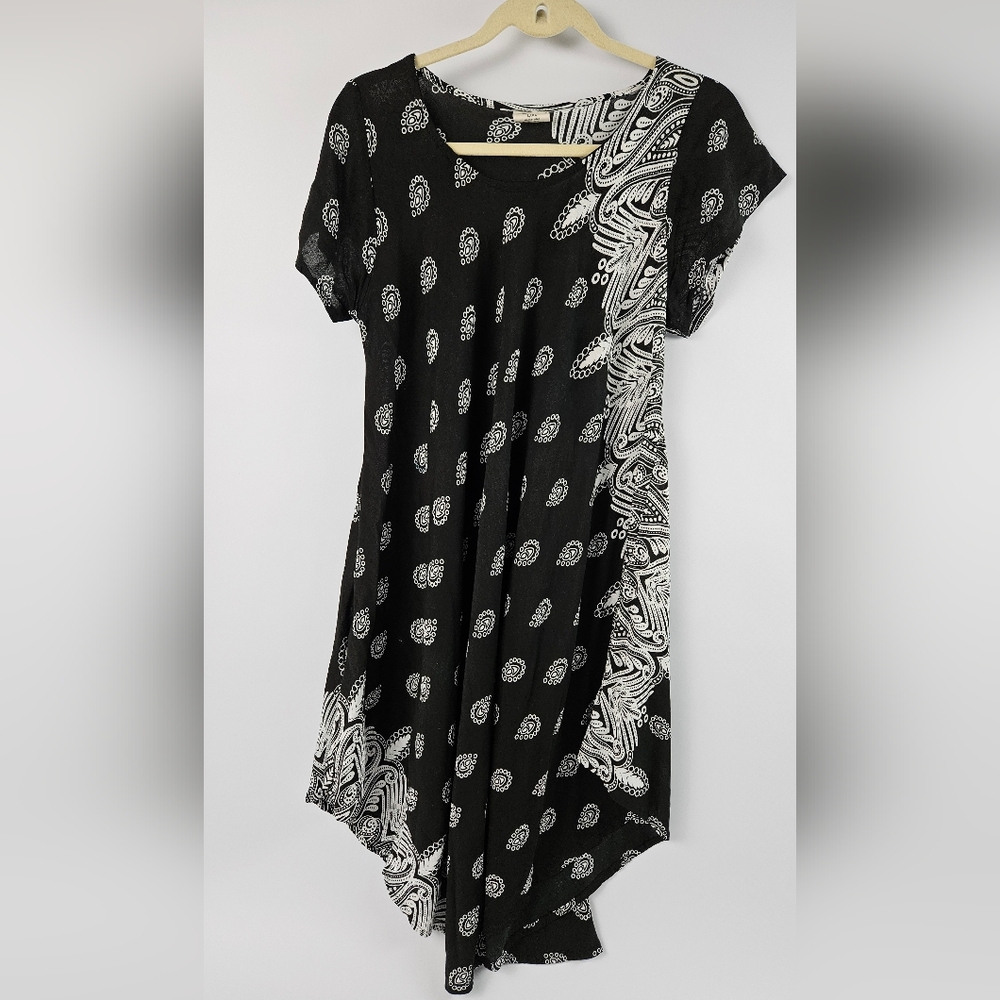 Exist Black and White Asymmetrical Dress